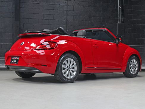 Used 2018 Volkswagen Beetle 2.0T S image 74