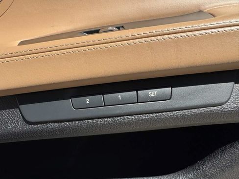 Used 2015 BMW 740Li RWD image 35