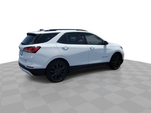 Used 2022 Chevrolet Equinox RS w/ RS Leather Package FWD image 8