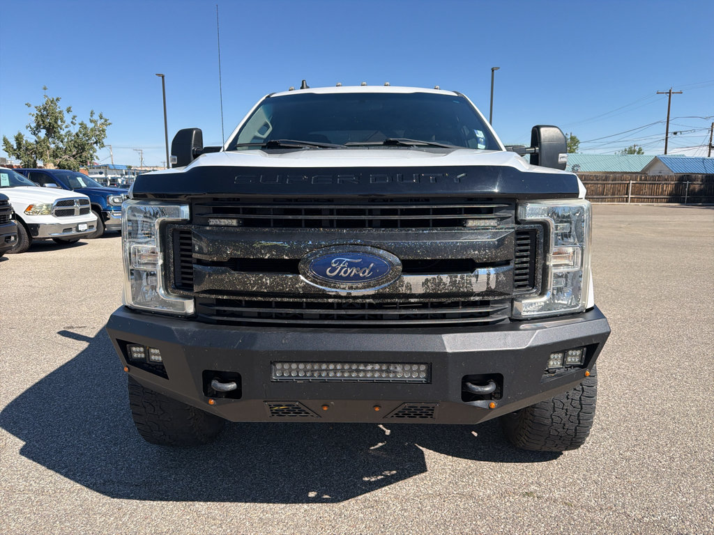 Used 2019 Ford F250 XLT w/ XLT Value Package AWD/4WD image 4