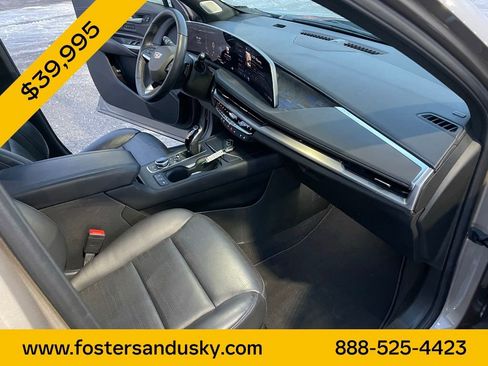 Used 2024 Cadillac XT4 Sport image 25