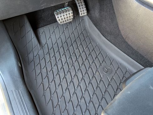 Used 2025 Mercedes-Benz GLA 250 image 18