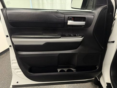 Used 2021 Toyota Tundra Limited image 9