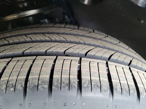 New 2026 BMW X3 xDrive30 w/ Premium Package image 12