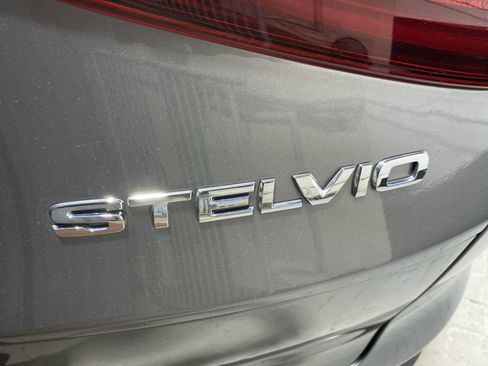 Used 2019 Alfa Romeo Stelvio Ti AWD/4WD image 7