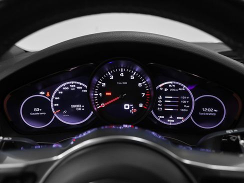 Certified 2021 Porsche Cayenne AWD/4WD image 28