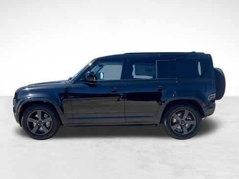 Used 2026 Land Rover Defender 110 S AWD/4WD image 2