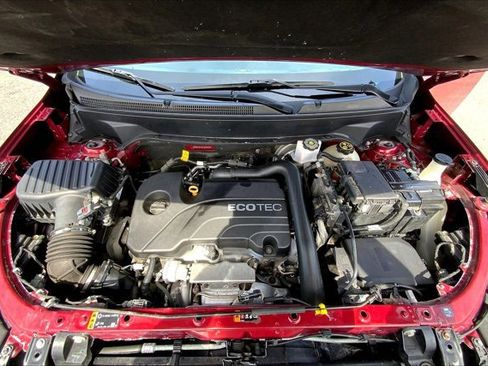 Used 2020 Chevrolet Equinox LT image 9