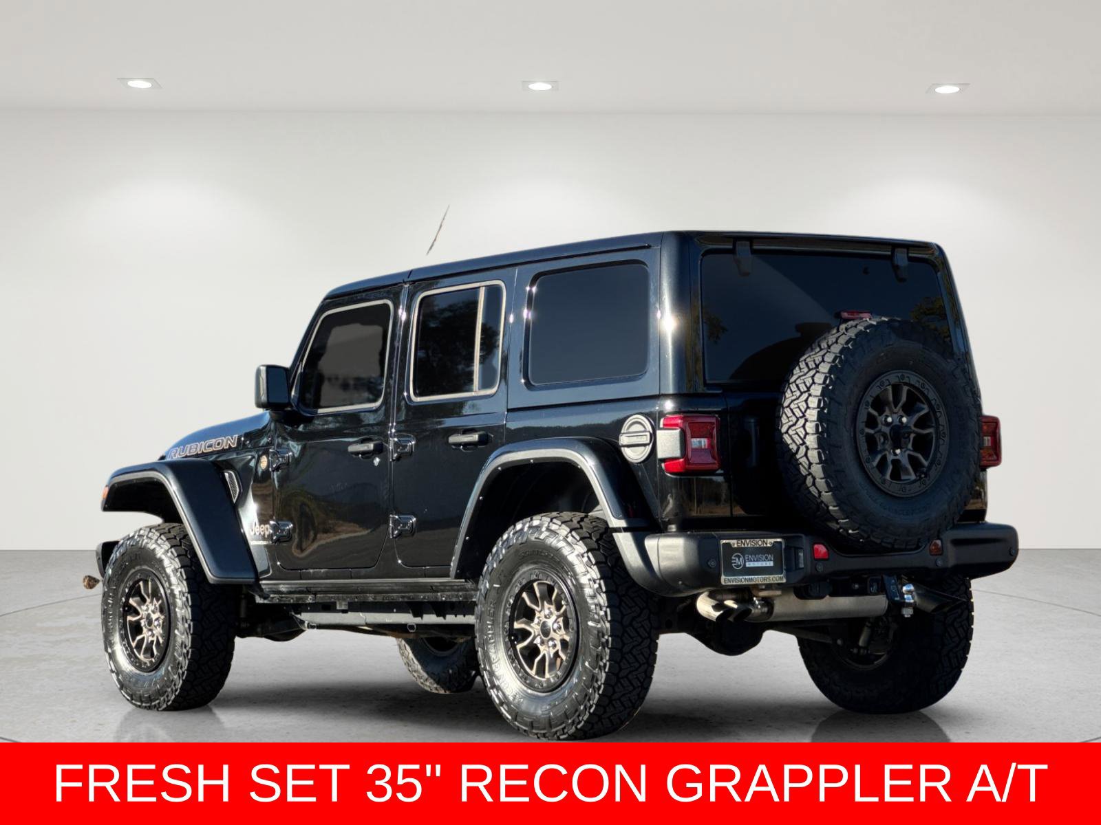Used 2023 Jeep Wrangler Unlimited Rubicon 392 w/ Trailer Tow Package AWD/4WD image 4