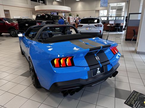 New 2026 Ford Mustang GT Premium w/ GT Performance Package RWD image 13