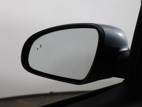 Used 2021 Hyundai Kona Limited FWD image 35
