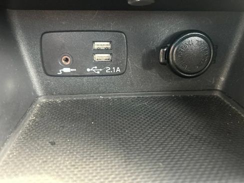 Used 2023 Subaru Forester Limited AWD/4WD image 25