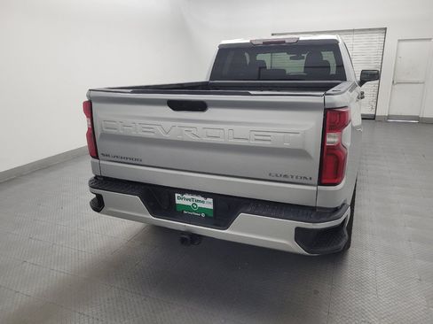 Used 2020 Chevrolet Silverado 1500 Custom w/ Custom Value Package AWD/4WD image 7