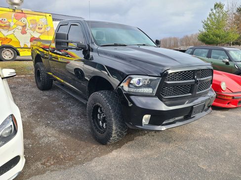 Used 2014 RAM 1500 Express w/ Black Ram 1500 Express Group image 2