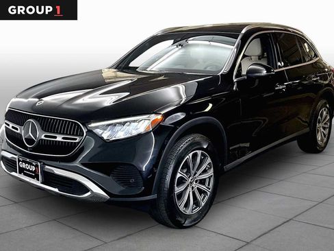 Certified 2023 Mercedes-Benz GLC 300 4MATIC image 1