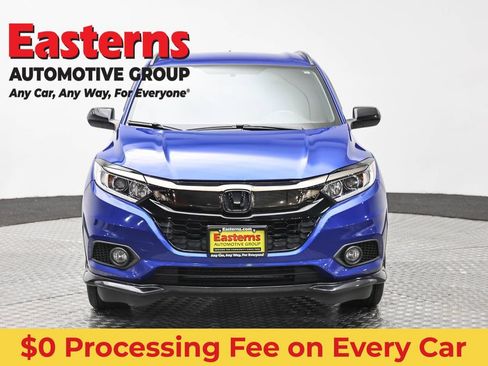 Used 2022 Honda HR-V Sport image 2