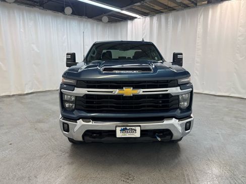 Certified 2025 Chevrolet Silverado 2500 LT w/ Convenience Package image 9