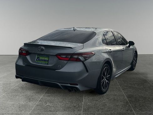 Used 2024 Toyota Camry SE w/ Cold Weather Package image 7