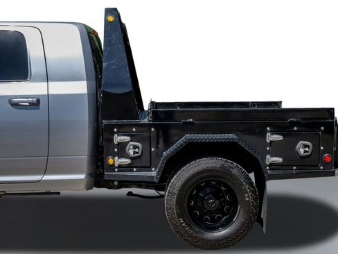 Used 2024 RAM 3500 Laramie w/ Night Edition AWD/4WD image 11
