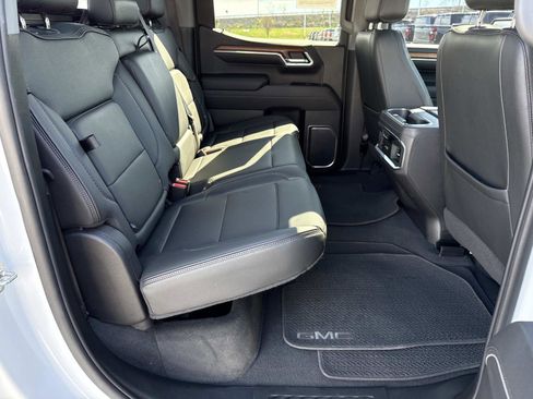 Used 2022 GMC Sierra 1500 Denali w/ Denali Reserve Package image 19