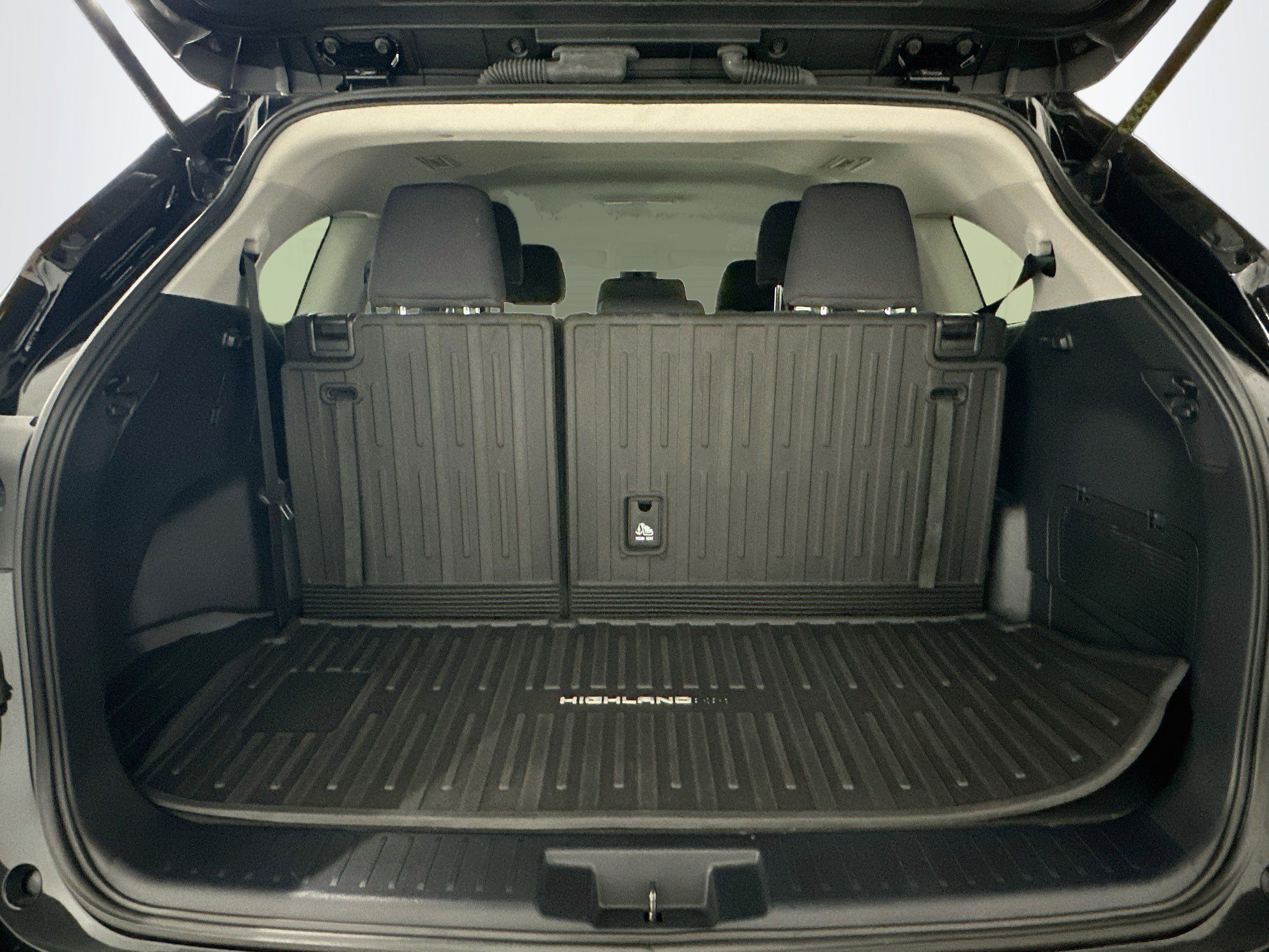 Used 2020 Toyota Highlander L AWD/4WD image 31