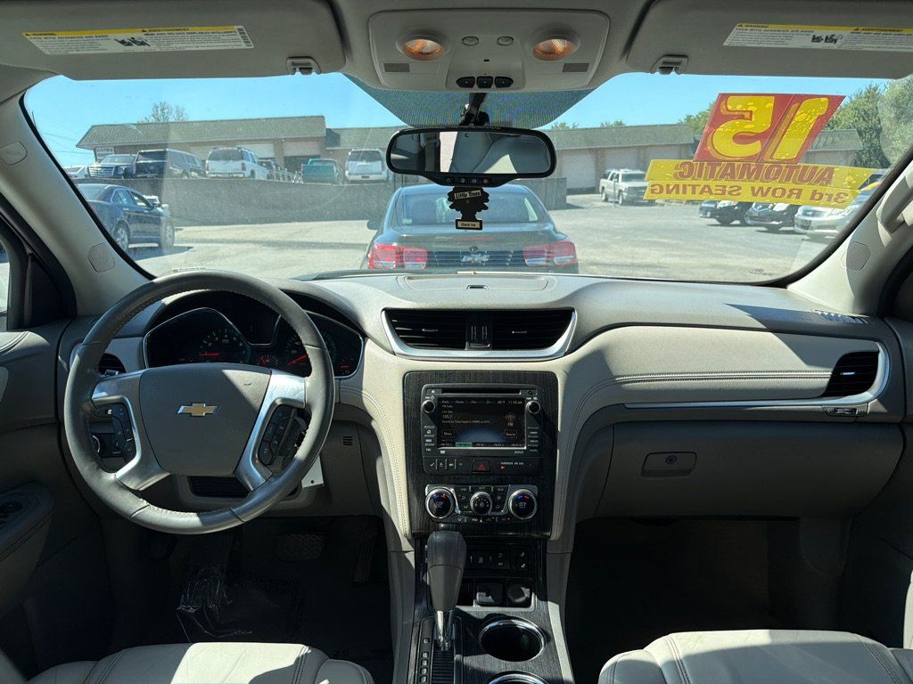 Used 2015 Chevrolet Traverse LT FWD image 14