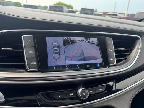 Used 2023 Buick Enclave Avenir w/ Avenir Technology Package AWD/4WD image 26