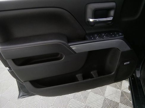 Used 2018 Chevrolet Silverado 1500 LT w/ All Star Edition image 13