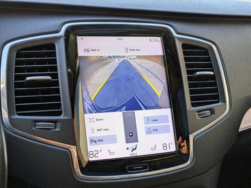 Used 2018 Volvo XC90 T5 Momentum w/ Convenience Package image 15