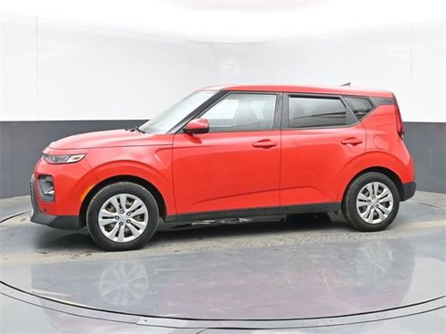 Used 2020 Kia Soul LX image 6