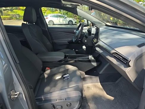 Used 2024 Volkswagen ID.4 S RWD image 11