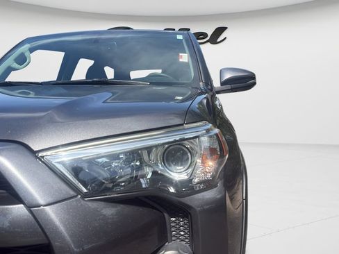 Used 2017 Toyota 4Runner SR5 Premium RWD image 22