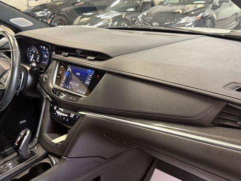 Used 2023 Cadillac XT5 Sportv w/ Technology Package AWD/4WD image 17