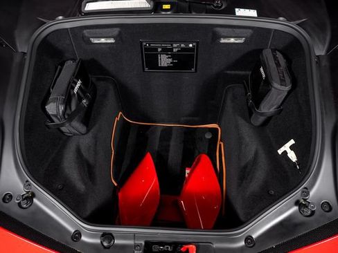 Certified 2018 Ferrari 488 GTB RWD image 16