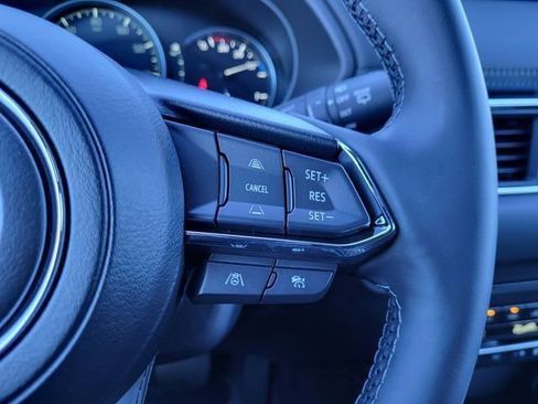 New 2025 MAZDA CX-5 Signature image 17