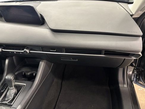 Used 2023 MAZDA MAZDA3 s image 19