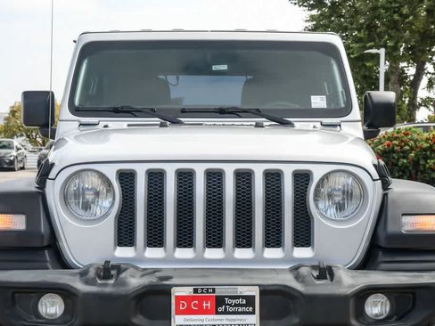 Used 2023 Jeep Wrangler Unlimited Sport AWD/4WD image 5