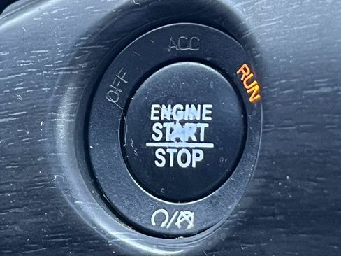 Used 2017 Jeep Grand Cherokee Limited w/ Trailer Tow Group IV AWD/4WD image 35