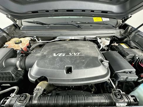 Used 2021 Chevrolet Colorado W/T w/ Custom Special Edition RWD image 27