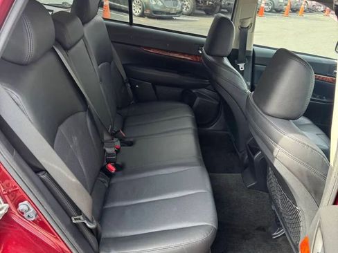 Used 2012 Subaru Outback 2.5i Limited w/ Moonroof Pkg image 8