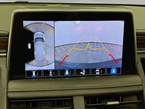 Used 2021 Chevrolet Tahoe High Country AWD/4WD image 14