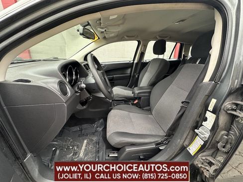 Used 2011 Dodge Caliber Mainstreet image 14