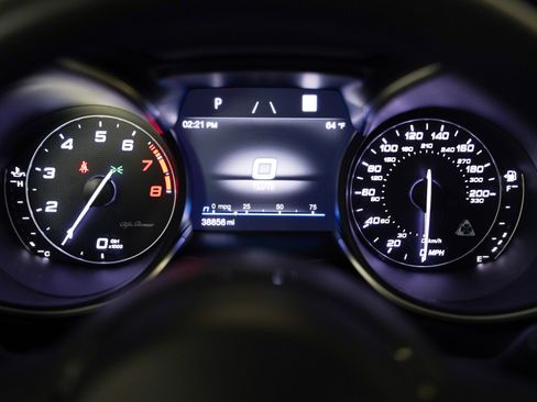 Used 2022 Alfa Romeo Stelvio Quadrifoglio w/ Active Assist Plus Package image 12