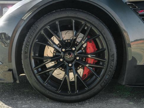 Used 2019 Chevrolet Corvette Z06 RWD image 47