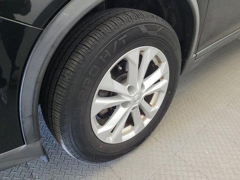 Used 2016 Nissan Rogue SV w/ SV Premium Package AWD/4WD image 31