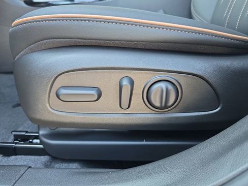 New 2026 Buick Envista Preferred FWD image 18