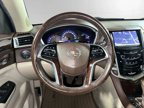 Used 2015 Cadillac SRX Luxury w/ Driver Awareness Package image 19