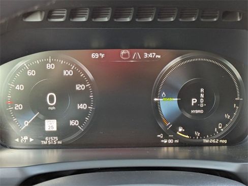 Used 2022 Volvo XC90 T8 R-Design w/ Advanced Package image 16