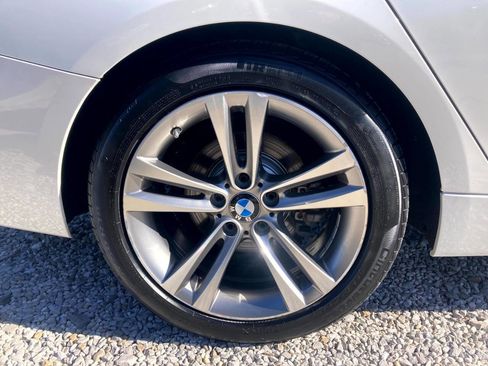 Used 2017 BMW 330i Gran Turismo xDrive image 28
