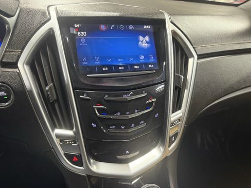 Used 2015 Cadillac SRX Luxury image 12
